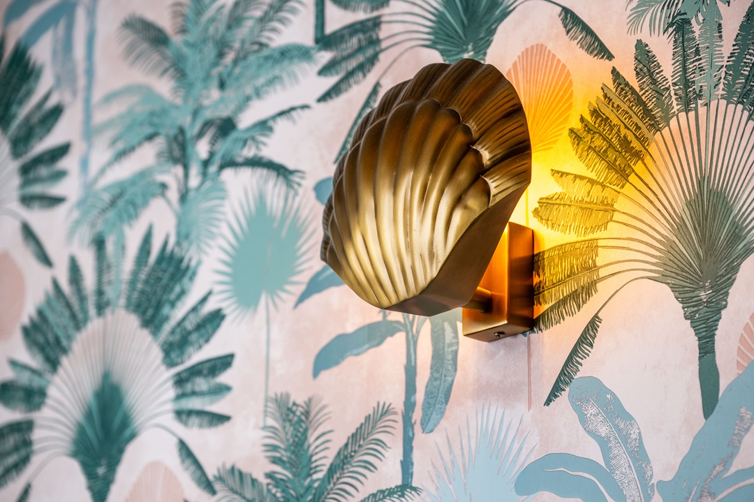Green and Pink tropical wall paper and shell shaped wall light Green and Pink tropical wall paper and shell shaped wall light