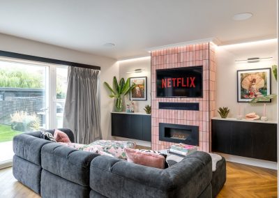 Pretty in Pink Lounge